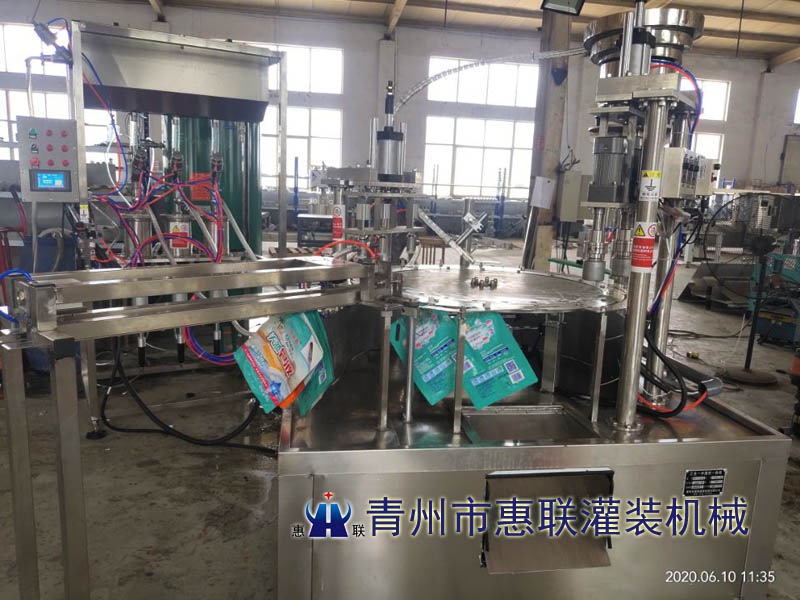 自立袋/吸嘴袋洗衣液灌裝機